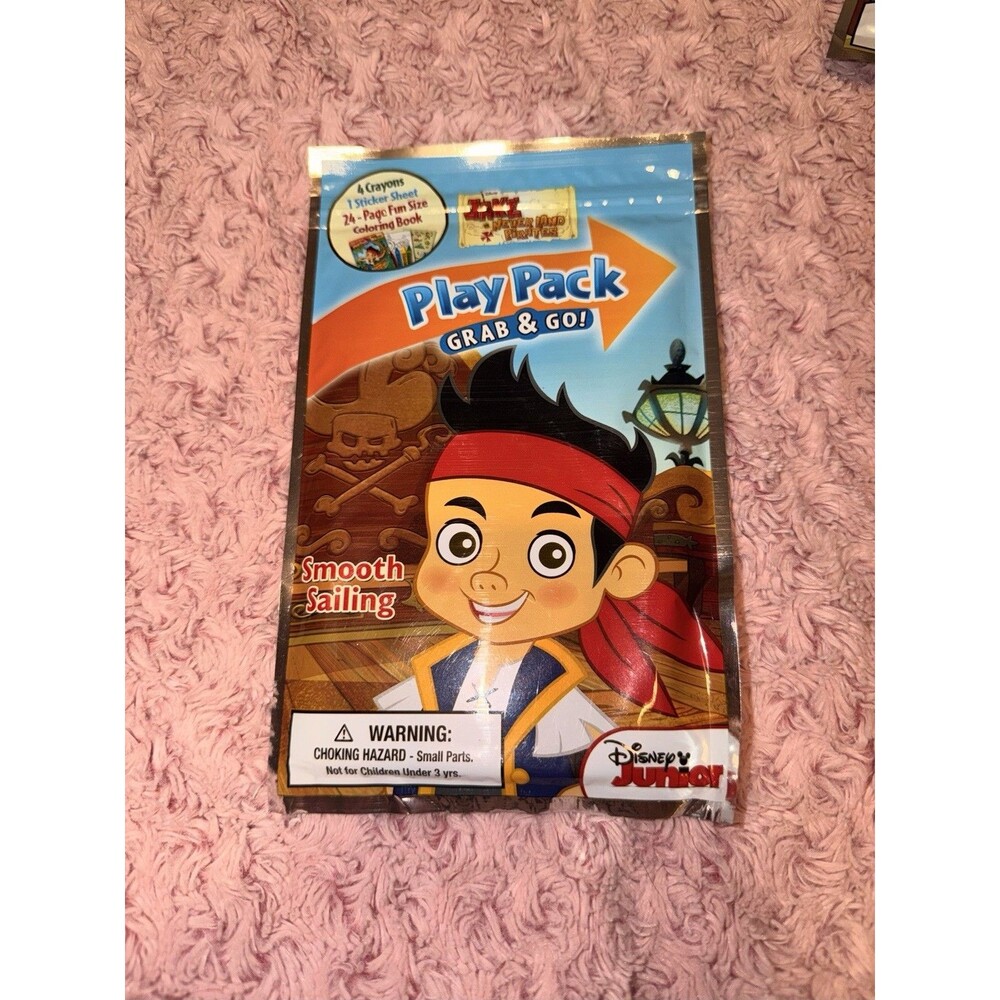 Disney Jake And The Neverland Pirates Pack Grab & Go Activity Coloring Book